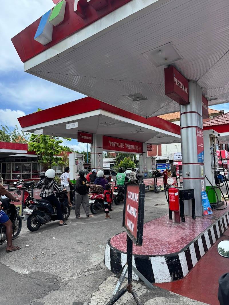Foto SPBU Pertamina Jalan Raya Kuta