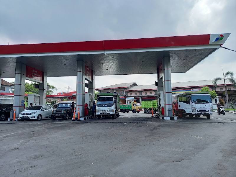 Foto Pertamina gas station 54.821.02