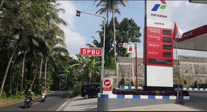 Foto SPBU Pertamina Jalan I Wayan Lunga